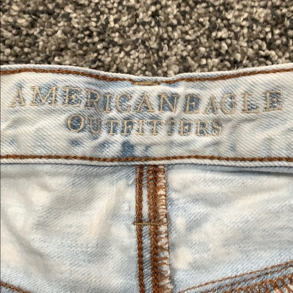 Shorts - Picture 3 of 4